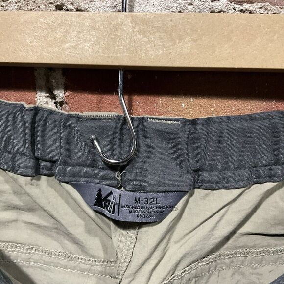 REI Pants Mens Medium/32L Beige Nylon Cargo Stretch Waist Hiking Outdoor - Picture 3 of 3
